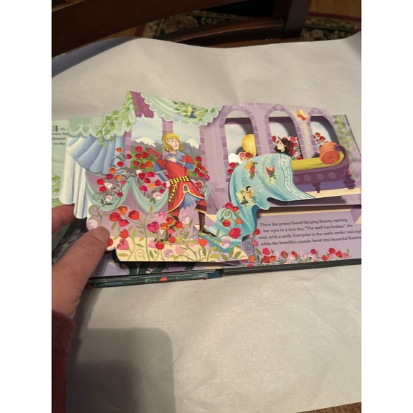 Usborne Pop Up Fairy Tales Sleeping Beauty Interactive Pop Up Book Kids - Picture 4 of 4